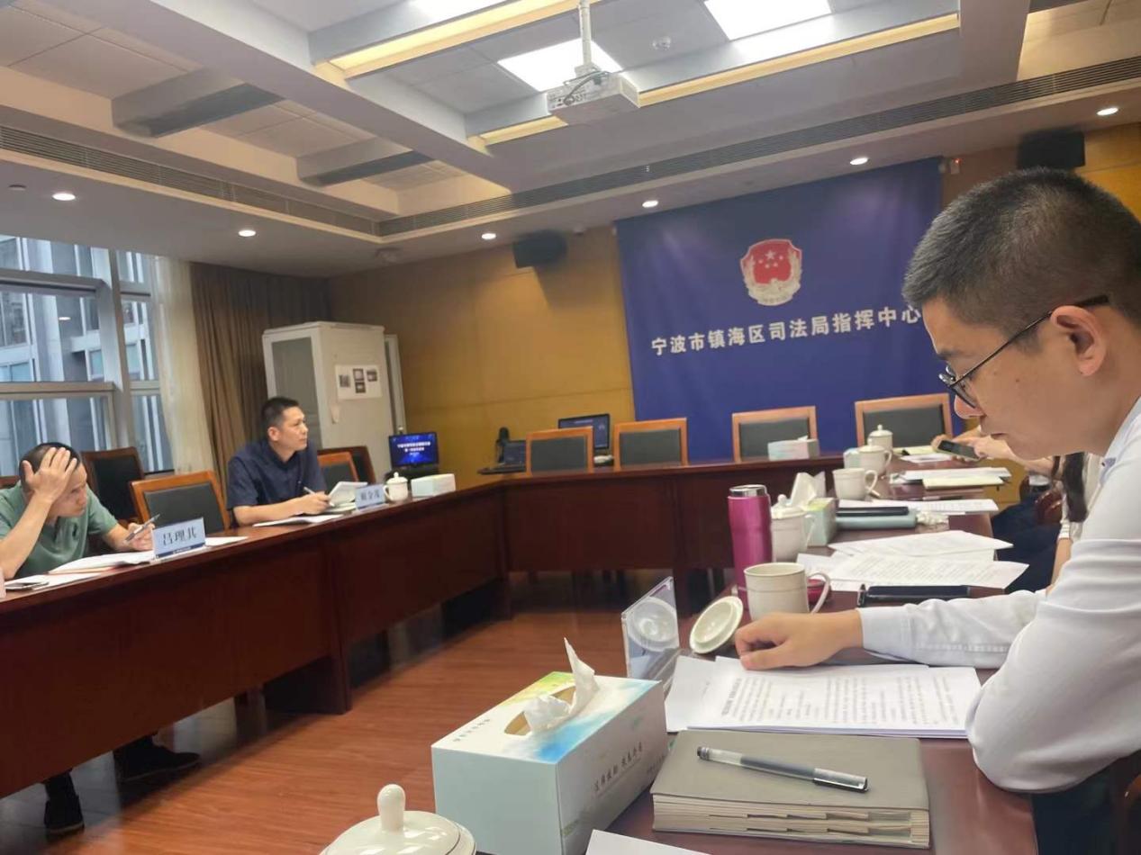 张娟律师主讲法律培训课程并参加司法局工作会议（图3）